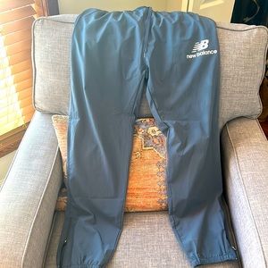 New Balance Men’s joggers.  Size XL.  Gray/blue